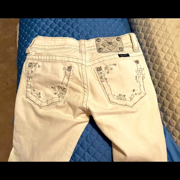 White Miss Me Skinny Jeans - 26 - Picture 4 of 4